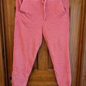 Salmon pink joggers